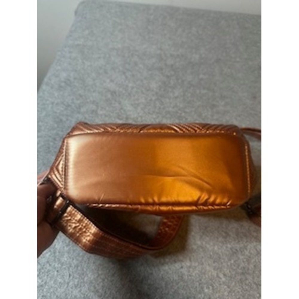 Lug Dash Crossbody Bag Metallic Copper Quilted Chevron Puffer Shoulder Bag NWT - Picture 9 of 9